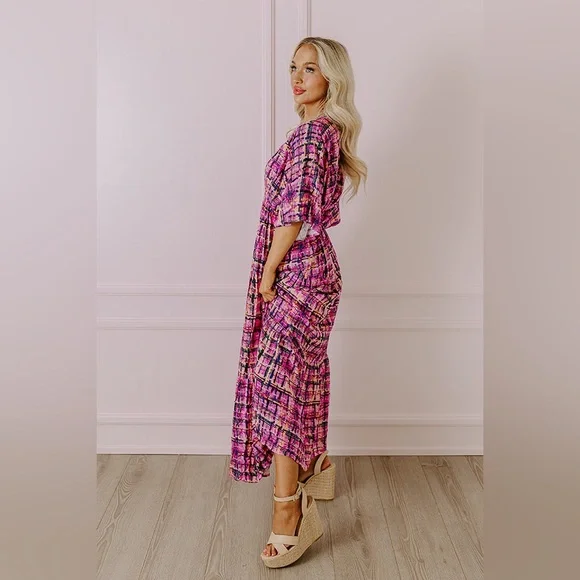 ENTRO NEW HOLDING ON TIGHTLY V NECK MAXI size large Colorful chic boutique - Picture 2 of 9